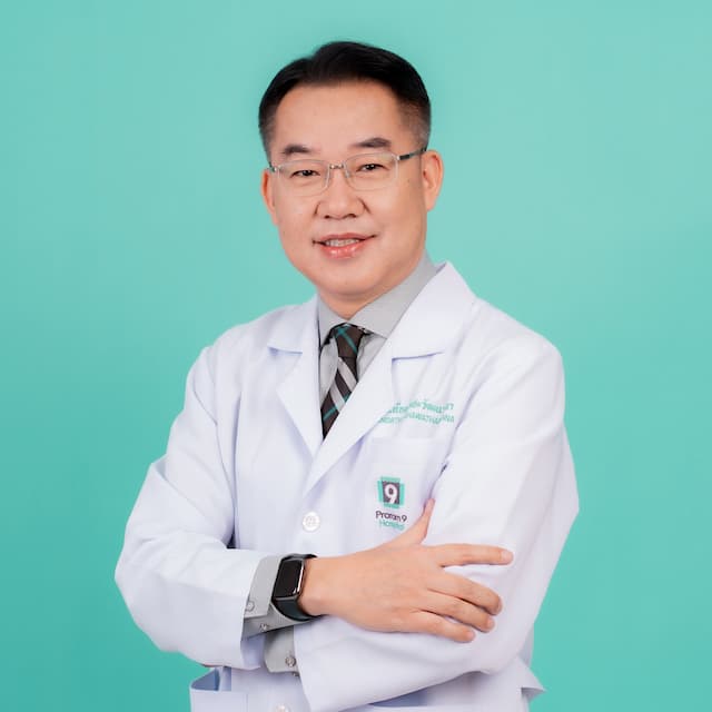 NORTH  TECHAWATHANAWANNA, M.D.