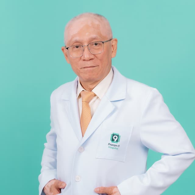 VEERA  SEREPHANTWONG,M.D.
