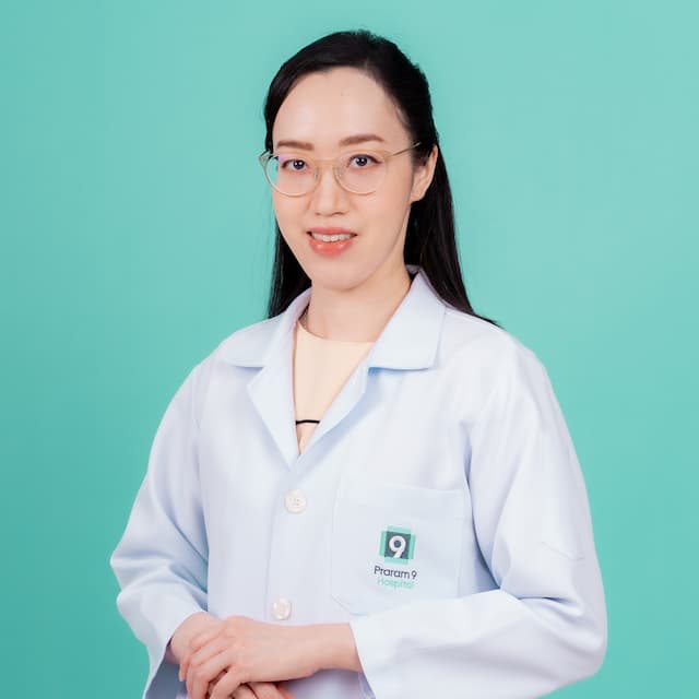 VARITTHA  LAKSANAPHUK,M.D.