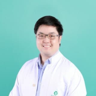 PAKORN CHUENJIT,DDS